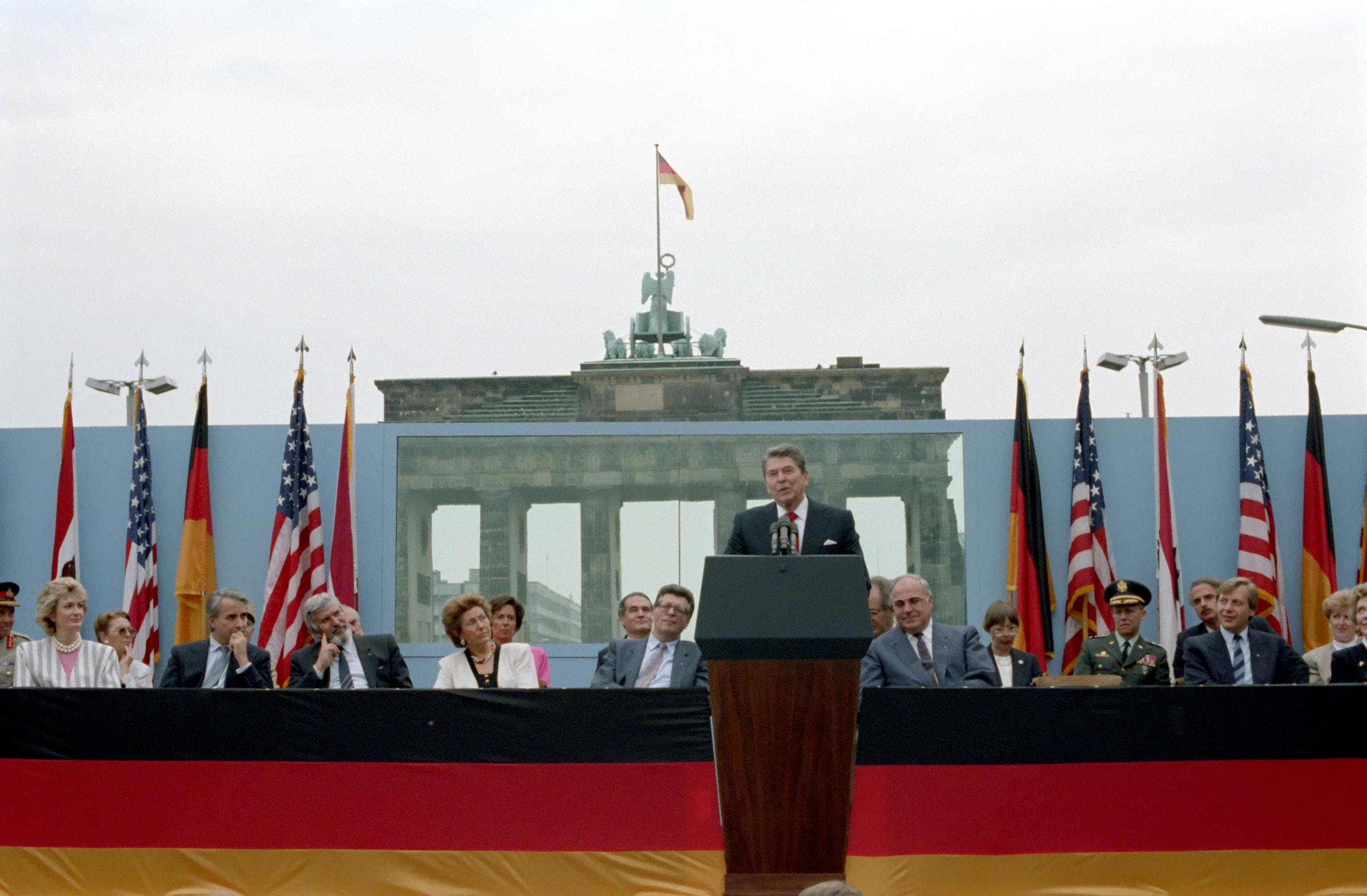 President Ronald Reagan Making His Berlin Wall Speech at Brandenburg Gate West Berlin - DPLA - e5f32e4ef48546eeda83f863a08fef32